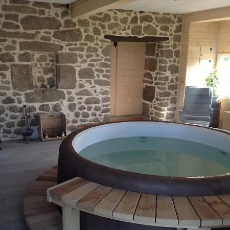 Les Rocailles بيت ضيافة La Foret-Auvray