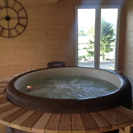 Les Rocailles بيت ضيافة La Foret-Auvray